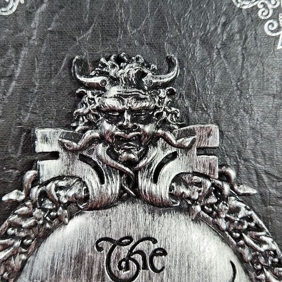 🔺️NWT Disney Black & Silver "The Haunted Mansion" Hardcover Journal - Picture 3 of 11